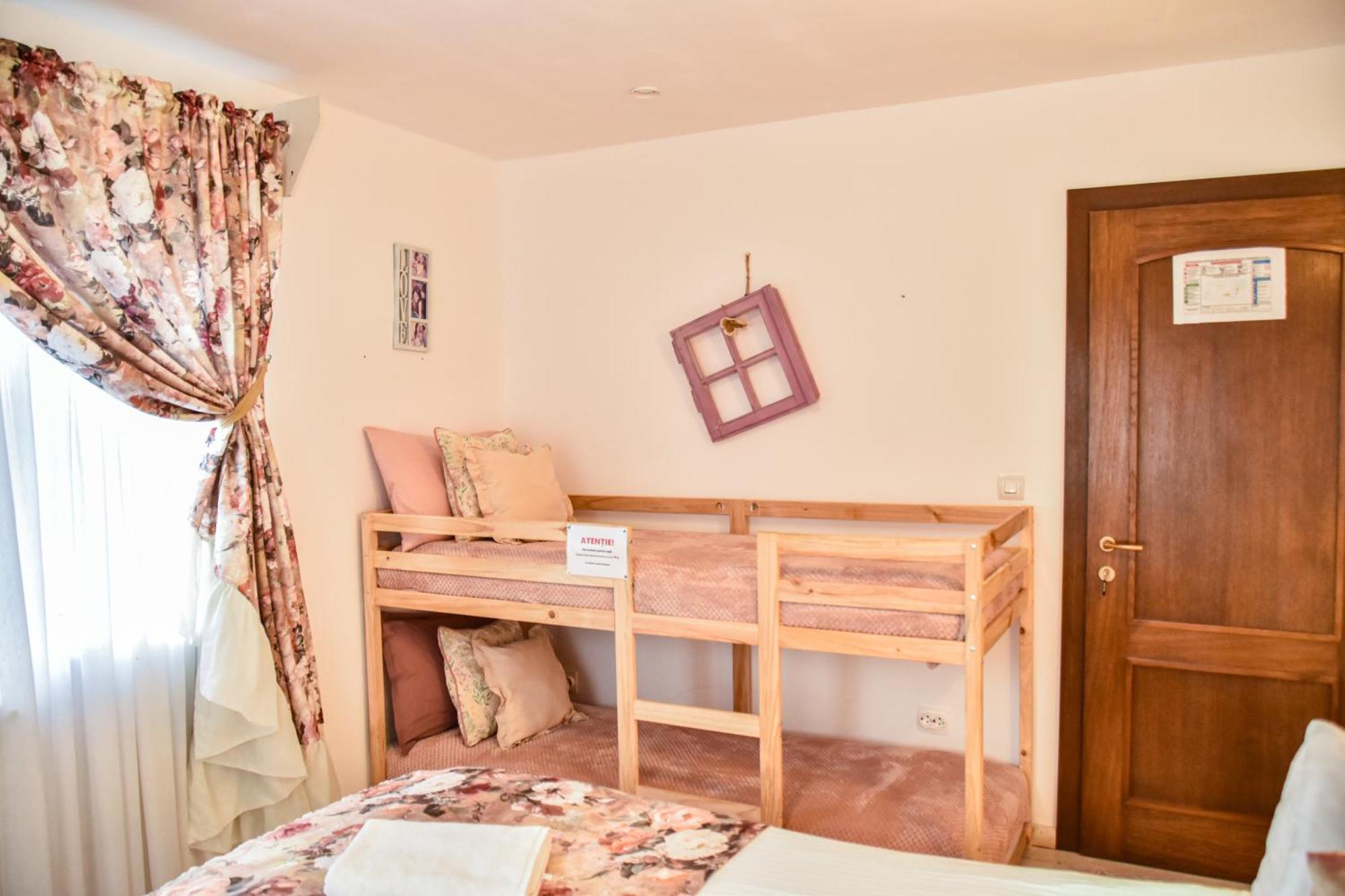 Casa Georgea Villa Săcele Dış mekan fotoğraf